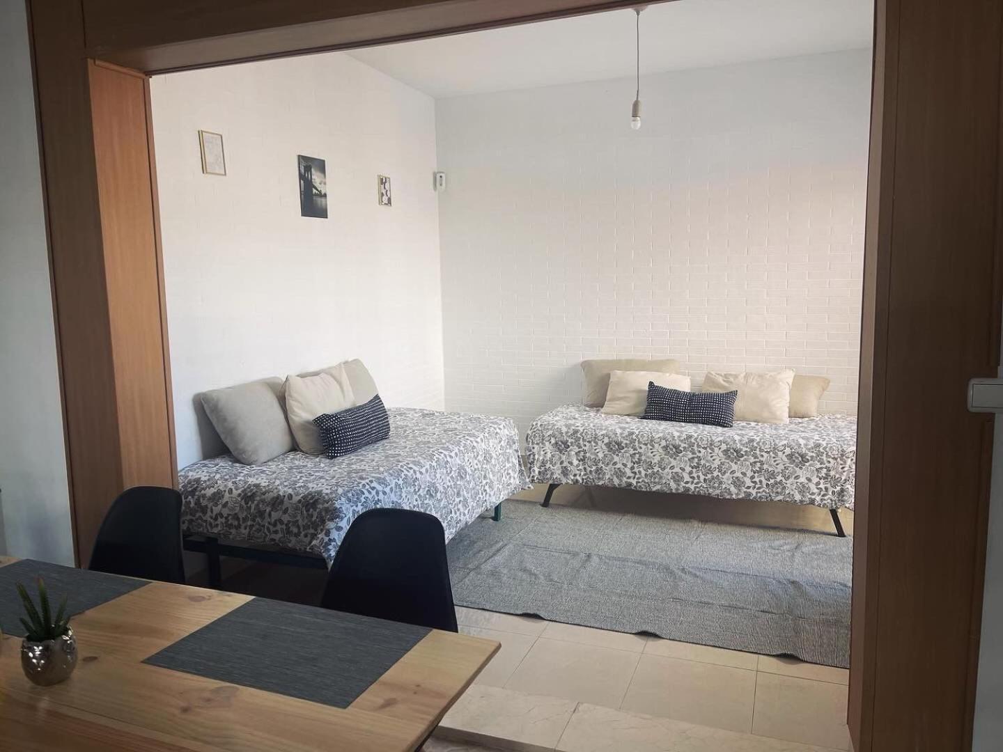 Astral-Habitacion Doble Privada En Casa Compartida-Uebica2 호텔 마리나데알자라프 외부 사진